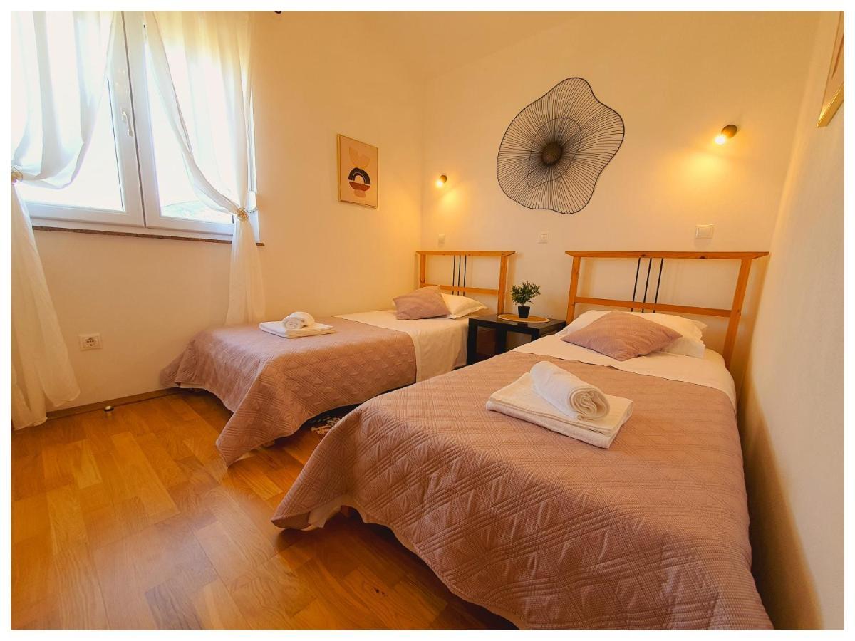 Apartman Mila Barbat na Rabu Bagian luar foto